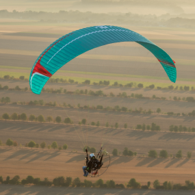 Hadron 4 - Confirmé paramoteur