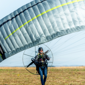 Hadron 4 - Confirmé paramoteur